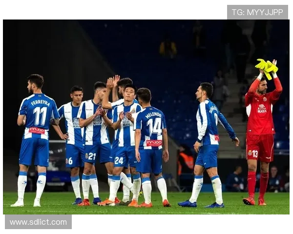 武磊在西甲赛场的成长历程与中国足球未来的希望分析